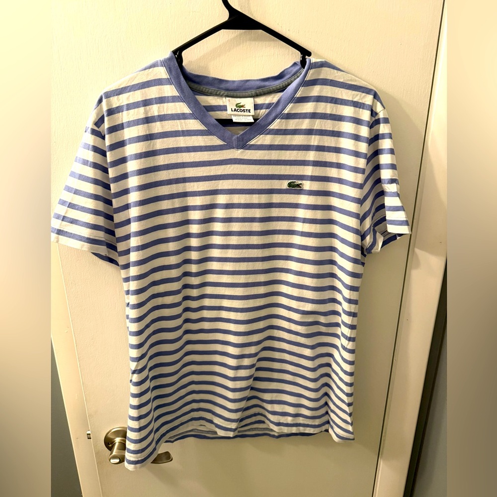 Lacoste v-neck 
Sz L
Excellent condition 
Smoke free house